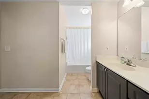 3334 Peachtree Rd NE, Atlanta, GA 30326 - Photo 20