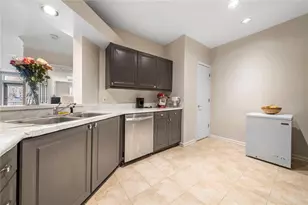 3334 Peachtree Rd NE, Atlanta, GA 30326 - Photo 8