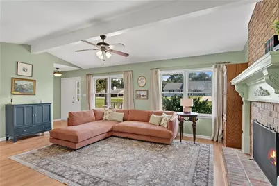 4646 Countryside Drive, Flowery Branch, GA 30542 - Photo 6