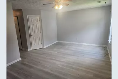 7233 Crestside Drive, Austell, GA 30168 - Photo 2