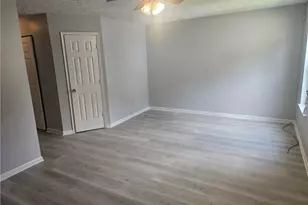7233 Crestside Dr, Austell, GA 30168 - Photo 2