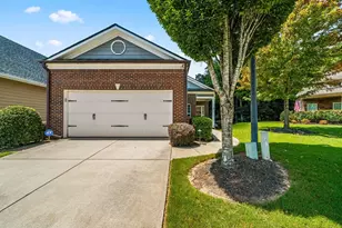 173 Heritage Pointe, Woodstock, GA 30189 - Photo 2