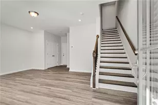 113 Jameson Dr, Acworth, GA 30102 - Photo 2