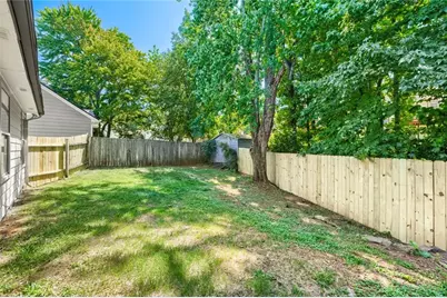 1090 Avalon Drive, Lawrenceville, GA 30044 - Photo 28
