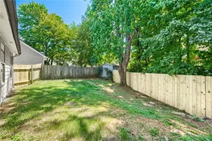 1090 Avalon Dr, Lawrenceville, GA 30044 - Photo 28