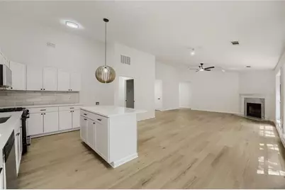1090 Avalon Drive, Lawrenceville, GA 30044 - Photo 10
