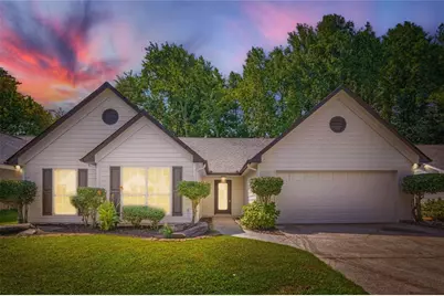 1090 Avalon Drive, Lawrenceville, GA 30044 - Photo 2