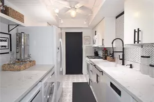 6851 Roswell Road NE, Sandy Springs, GA 30328 - Photo 12
