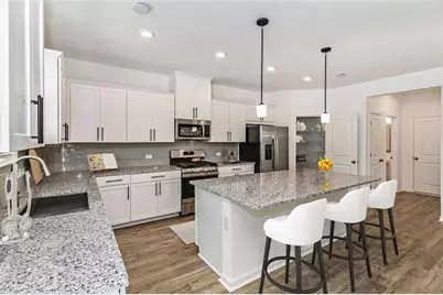 1525 Wellston Drive, Lawrenceville, GA 30043 - Photo 2