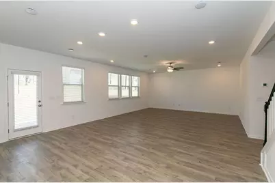 1525 Wellston Drive, Lawrenceville, GA 30043 - Photo 14