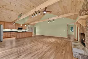 394 Blackberry Cir, Ellijay, GA 30536 - Photo 10