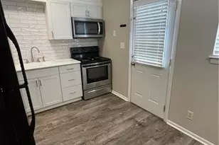 1235 Riverside Dr, Gainesville, GA 30501 - Photo 4