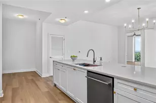 2795 Peachtree Road NE, Atlanta, GA 30305 - Photo 12