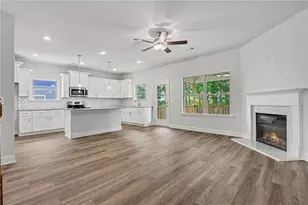 426 Magnolia Grove Pl, Cornelia, GA 30531 - Photo 6