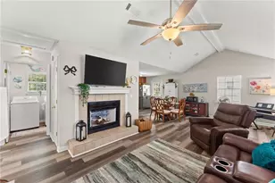 2560 Fairlane Dr, Cumming, GA 30041 - Photo 22
