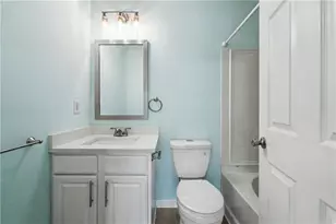 5606 Union Pointe Dr, Union City, GA 30291 - Photo 4