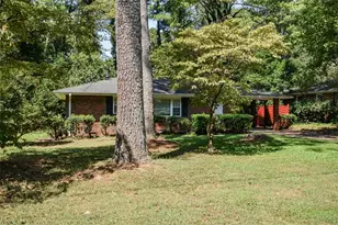 900 Oriole Ln S E, Marietta, GA 30067 - Photo 2