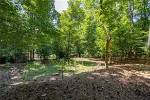 1100 Arya Dr, Roswell, GA 30076 - Photo 32