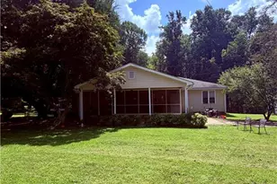 7447 Old Cornelia Hwy, Alto, GA 30510 - Photo 2