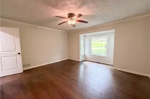 1394 Natchez Trce SW, Marietta, GA 30008 - Photo 4