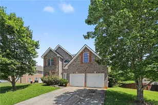 1020 Buckingham Ter, Fairburn, GA 30213 - Photo 2
