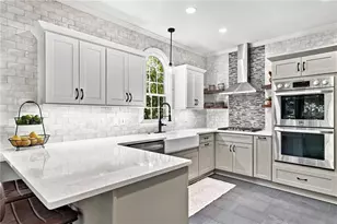 340 S Satinwood Pl, Roswell, GA 30076 - Photo 10