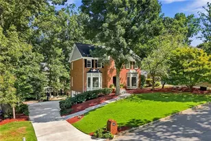 340 S Satinwood Pl, Roswell, GA 30076 - Photo 2