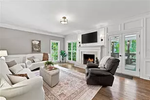 340 S Satinwood Pl, Roswell, GA 30076 - Photo 8