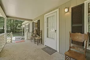 215 Hoke St, Maysville, GA 30558 - Photo 4