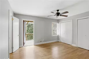 305 Brookwood Dr SW, Marietta, GA 30064 - Photo 10