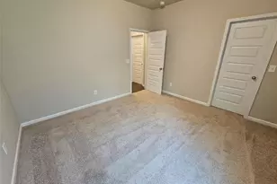 333 Darlington Dr, Ellenwood, GA 30294 - Photo 6