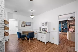 14605 Cogburn Rd, Alpharetta, GA 30004 - Photo 22