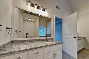 1555 Rose Pointe Dr, Loganville, GA 30052 - Photo 8