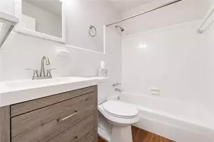 3203 E Point St, Atlanta, GA 30344 - Photo 8