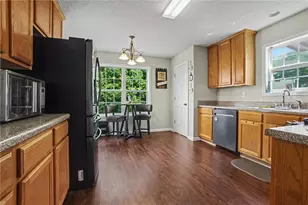 61 Freedom Dr NE, Cartersville, GA 30121 - Photo 10