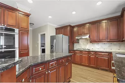 2381 Oak Grove Meadows, Decatur, GA 30033 - Photo 20
