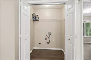 135 Davis Mill Ct, Lawrenceville, GA 30044 - Photo 18