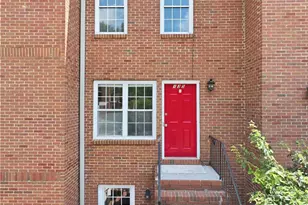 135 Davis Mill Ct, Lawrenceville, GA 30044 - Photo 2