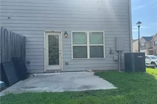 5263 Carrie Dr, Morrow, GA 30260 - Photo 10