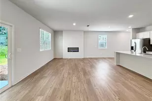 7449 Quinn Pl, Flowery Branch, GA 30542 - Photo 6