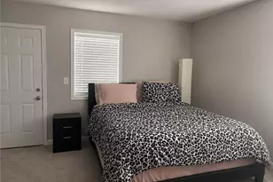 1061 M L King Jr Dr NW, Atlanta, GA 30314 - Photo 10