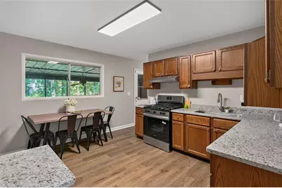 6177 Crestview Lane, Forest Park, GA 30297 - Photo 10