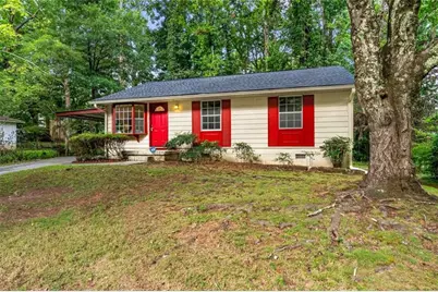 6177 Crestview Lane, Forest Park, GA 30297 - Photo 2