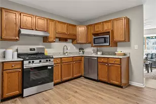 6177 Crestview Ln, Forest Park, GA 30297 - Photo 12