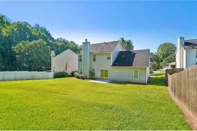 382 Silverthorn, Marietta, GA 30064 - Photo 4