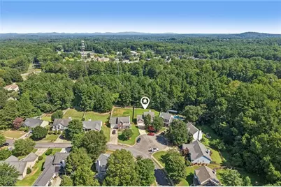 382 Silverthorn, Marietta, GA 30064 - Photo 6