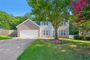 382 Silverthorn, Marietta, GA 30064 - Photo 1