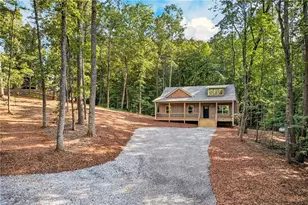 116 Reindeer Ln, Talking Rock, GA 30175 - Photo 4