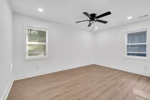 2484 Calvin Ave, East Point, GA 30344 - Photo 14