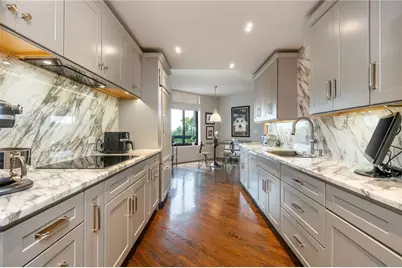 2660 Peachtree Road NW #12C, Atlanta, GA 30305 - Photo 4
